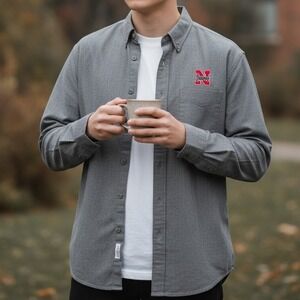 Cutter & Buck Nebraska Huskers Herringbone Button Down Long Sleeve Shirt Mens L‎